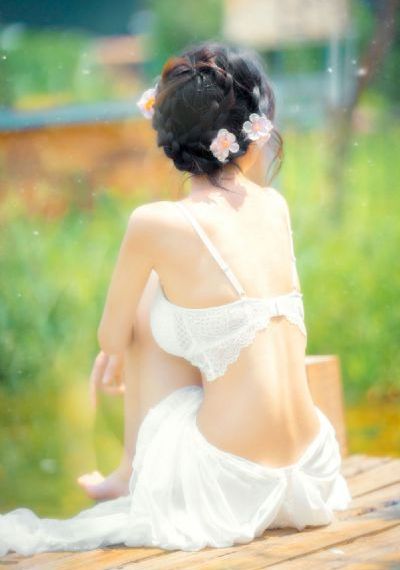 半夜叫你别回头恐怖片免费观看_720在线手机播放