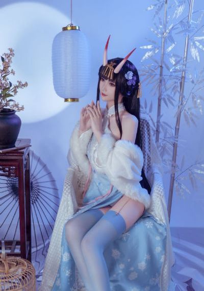 欧美性狂欢_BD超清在线观看