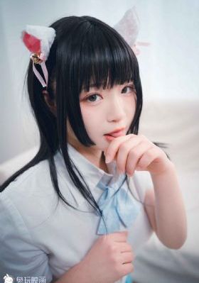 我和老师和朋友的妈妈_4K免费在线播放